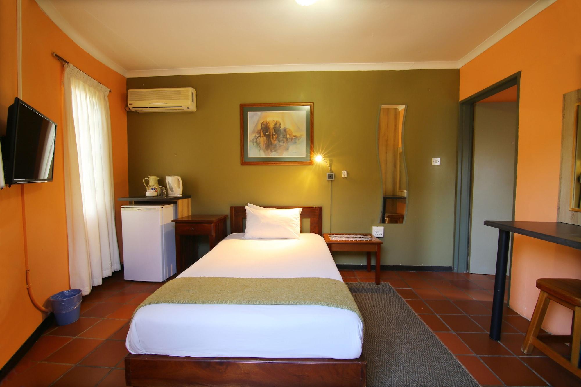 Kalahari Arms Hotel Khemsbok Esterno foto