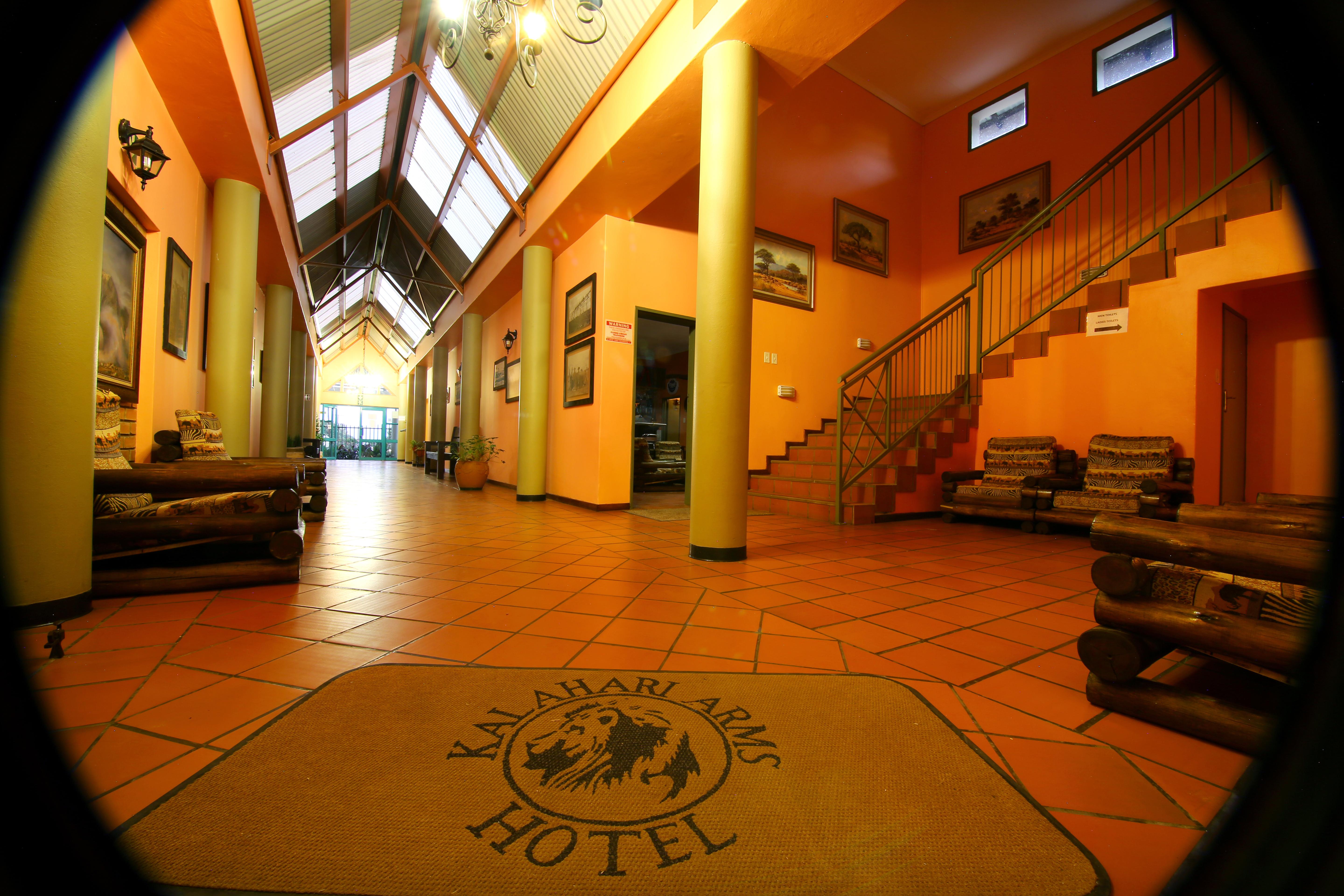 Kalahari Arms Hotel Khemsbok Esterno foto