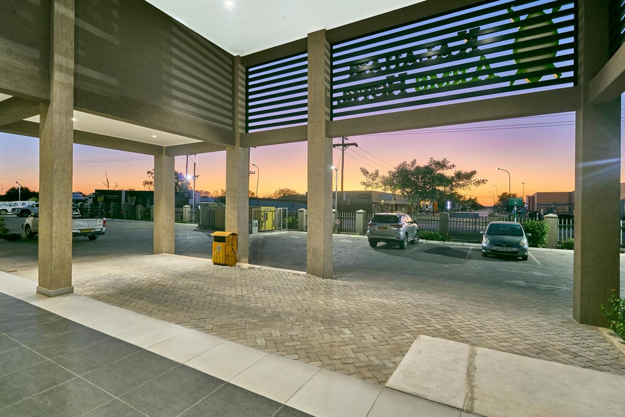 Kalahari Arms Hotel Khemsbok Esterno foto